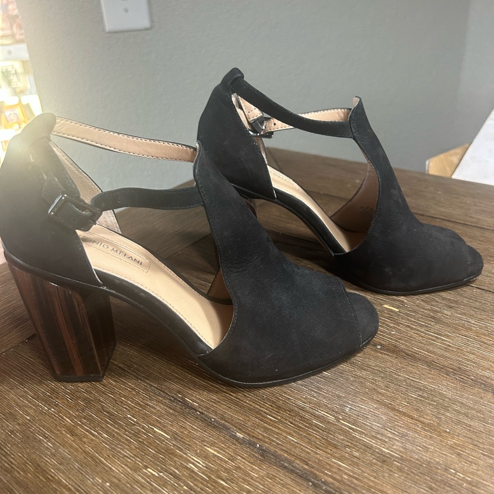 Antonio Melani genuine leather suede with tortoise heel size 7.5 - Picture 4 of 10
